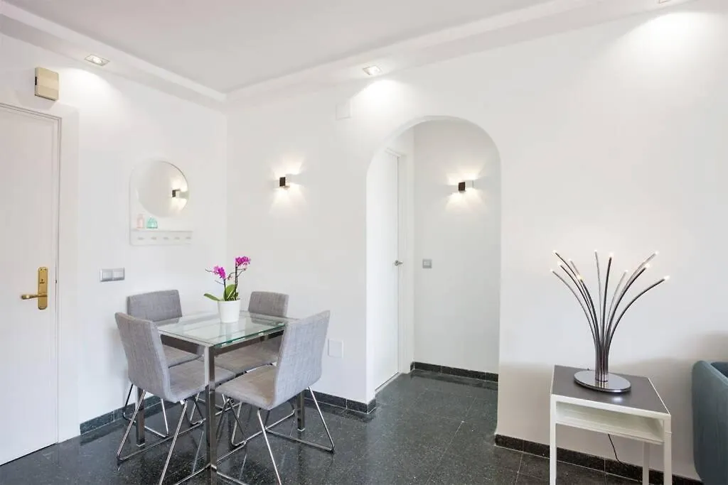 Puertosol 33 - 2 Bed Apartment, Beach Puerto Marina Benalmádena Appartement